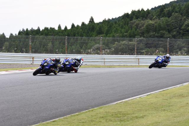 画像: レース終盤はこんなフォーメーション