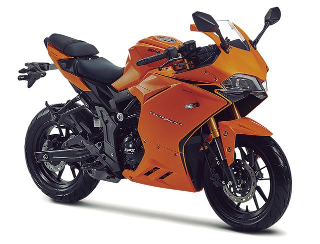 画像: GPX「デーモン150GR」