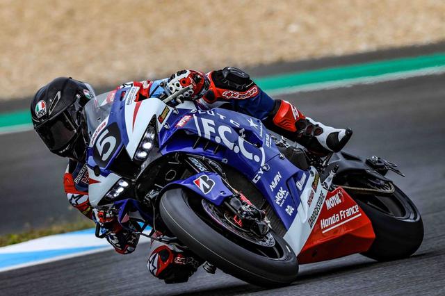 画像: 淡々と上位を走るTSRホンダのNewCBR1000RR-R ル・マン優勝マシン!
