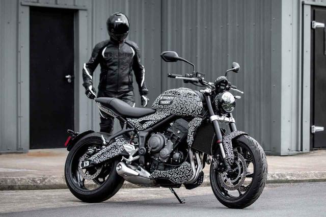 画像: 楽しみなミドルクラス3気筒ネイキッドがカムフラージュ柄で最終テストに登場