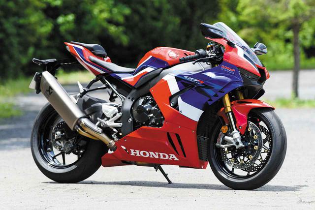 画像: Honda CBR1000RR-R FIREBLADE SP 総排気量:999cc エンジン形式:水冷4ストDOHC4バルブ並列4気筒 最高出力:218PS/14500rpm 最大トルク:11.5kgf・m/12500rpm 発売日:2020年3月20日 メーカー希望小売価格:278万3000円