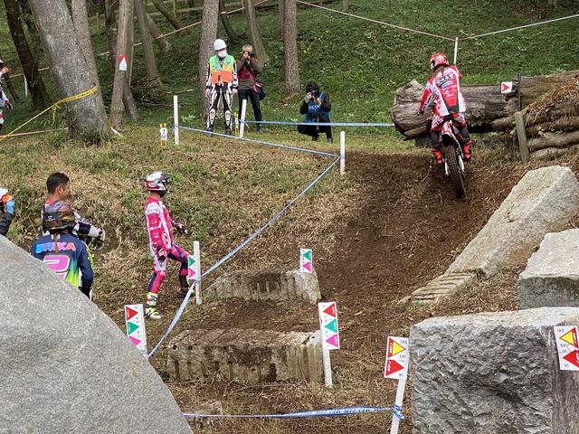 画像: この位置やもう少し手前で車体が後ろに下がり5点となる選手が多かったです。