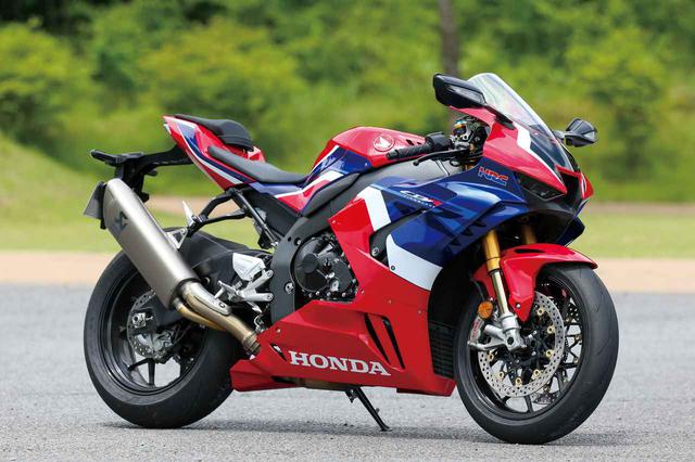 画像: 総排気量:999cc エンジン形式:水冷4ストDOHC4バルブ並列4気筒 最高出力:160kW(218PS)/14,500rpm 最大トルク:113N・m(11.5kgf・m)/12,500rpm
