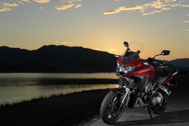 画像2: ホンダ「VFR800X」車両解説(太田安治)