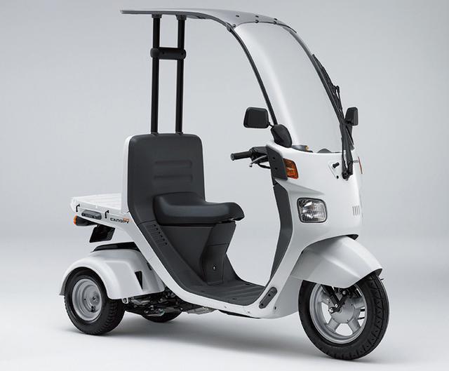 画像: ●水冷4ストOHC4バルブ単気筒●49㏄●4.6PS/7500rpm●0.45㎏-m/7000rpm●700㎜●139㎏●5.9L●100/100-12・130/70-8