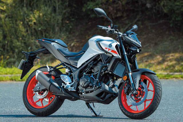 画像: ●水冷4ストDOHC4バルブ並列2気筒●249㏄●35PS/12000rpm●2.3㎏-m/10000rpm●780㎜●169㎏●14L●110/70-17・140/70-17