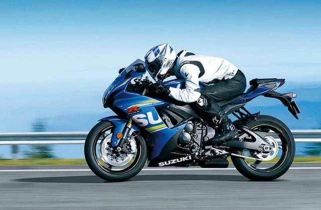 画像: ●水冷4ストDOHC4バルブ並列4気筒●750㏄●112PS/12200rpm●NA●810㎜●190㎏●17L●120/70ZR17・180/55ZR17