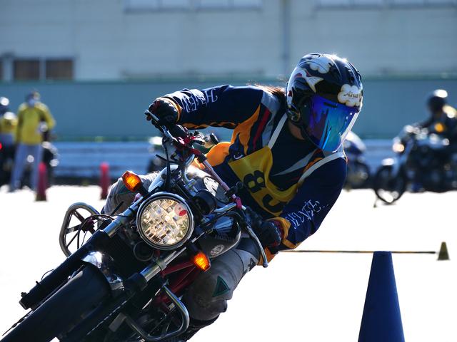 画像: ●NL級2位・草野涼子選手&VTR250 1分55秒082