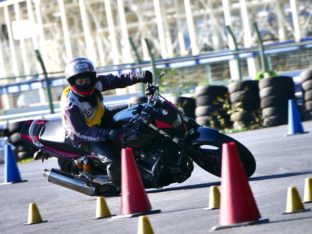 画像: ●NL級3位・土橋朋子選手&CB400SB 1分59秒420