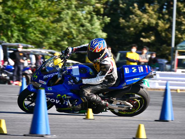 画像: ●NO級1位・村野秀次選手&CBR600RR 1分48秒648