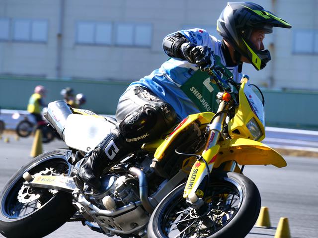 画像: ●C2級2位・仲間忠治選手&DR-Z400SM 1分49秒380