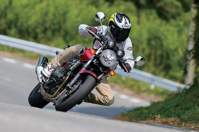 画像: ホンダ「CB400 SUPER FOUR」ショート・インプレッション(太田安治)