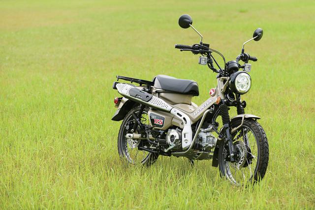画像: HONDA CT125 HUNTER CUB エンジン型式:空冷4ストOHC2バルブ単気筒 総排気量:124㏄ 最高出力:8.8PS/7000rpm 最大トルク:1.1㎏-m/4500rpm シート高:800㎜ 車両重量:120㎏ 燃料タンク容量:5.3L タイヤサイズ(前・後):80/90-17・80/90-17 価格:44万円(消費税10%込)