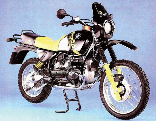 画像: 今回オマージュの対象となったのはR100GSのブラック。R1250やG310などのGSシリーズにこの記念カラーが設定される。