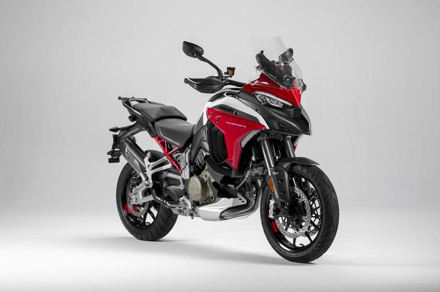 画像7: 【2021速報】ドゥカティが「ムルティストラーダV4」シリーズをお披露目! V型4気筒エンジンを搭載した新型ムルティをチェック