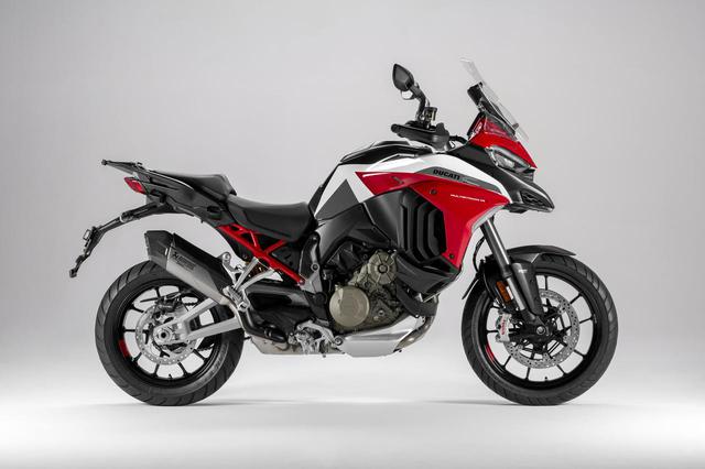 画像8: 【2021速報】ドゥカティが「ムルティストラーダV4」シリーズをお披露目! V型4気筒エンジンを搭載した新型ムルティをチェック