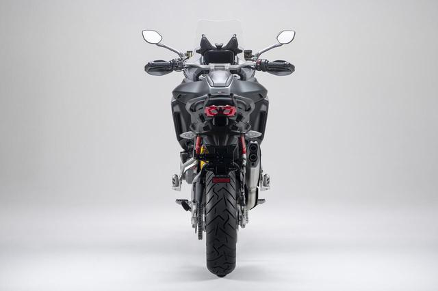 画像6: 【2021速報】ドゥカティが「ムルティストラーダV4」シリーズをお披露目! V型4気筒エンジンを搭載した新型ムルティをチェック