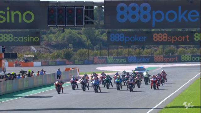 画像: 決勝レースはドライコンディション スタートは予選フロントローの3人が好発進