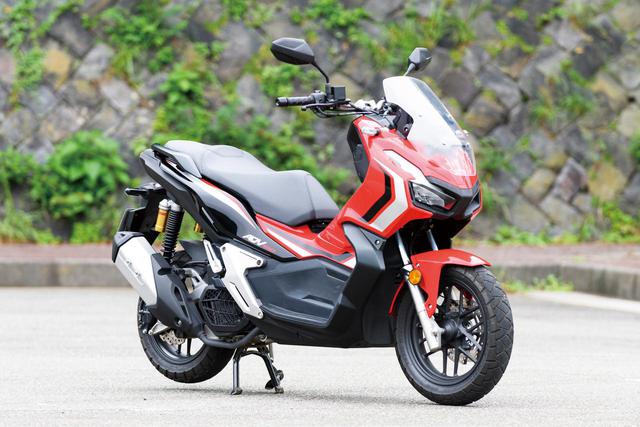 画像: Honda ADV150 総排気量:149cc エンジン形式:水冷4ストOHC2バルブ単気筒 シート高:795mm 車両重量:134kg メーカー希望小売価格(税込):45万1000円