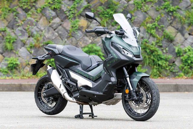 画像: Honda X-ADV 総排気量:745cc エンジン形式:水冷4ストOHC4バルブ並列2気筒 シート高:790mm 車両重量:238kg メーカー希望小売価格(税込):126万3900円/グランプリレッドとマットアーマードグリーンメタリックは129万6900円