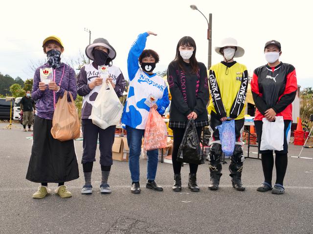 画像: NL級入賞者 左から1位・前島恵利香選手、2位・土橋朋子選手、3位・加瀬京見選手、4位・小森彩可選手、5位・山本果菜選手、6位・双木幸佳選手