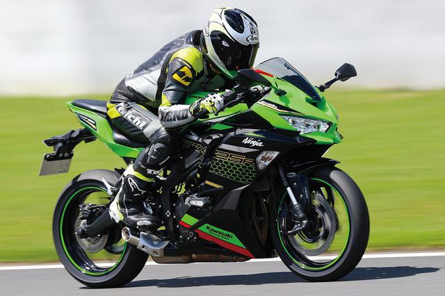 画像2: 「CBR250RR」と「Ninja ZX-25R」はどっちが速い? 最高速と峠での乗りやすさを比較!【2気筒 VS 4気筒 250ccスーパースポーツ対決】