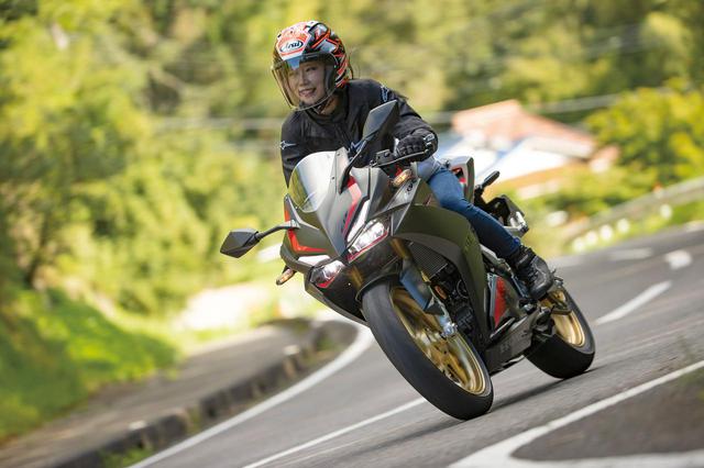 画像1: 木川田ステラのインプレ|ホンダ「CBR250RR」・カワサキ「Ninja ZX-25R」