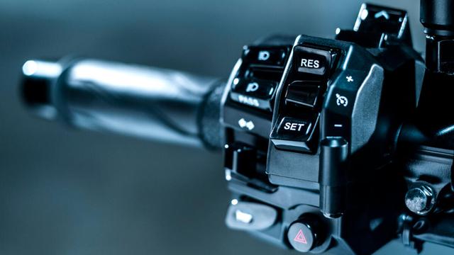 画像2: 【比較画像】従来型MT-09SP と 新型MT-09 SP