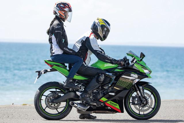 画像2: 【比較】タンデムのしやすさ|ホンダ「CBR250RR」・カワサキ「Ninja ZX-25R」