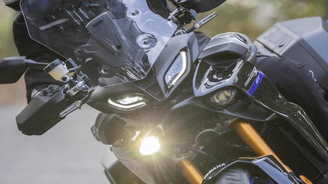 画像3: 上級グレードの「GT」には電子制御サスも搭載!