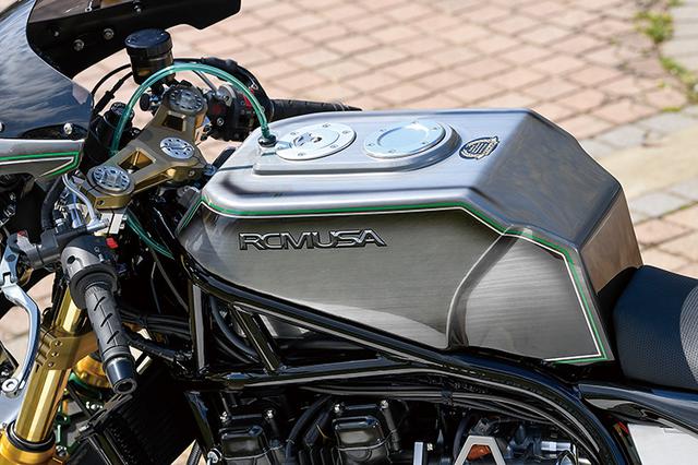 画像: 燃料タンクはアルミで製作(A16各車に合わせ作られるもの。ZスタイルのA16Sではアルミタンク+カバー仕様も選べる)、マウント類もすべても新作だ。