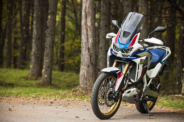 画像: Honda CRF1100L Africa Twin Adventure Sports ES Dual Clutch Transmission 総排気量:1082cc エンジン形式:水冷4ストSOHC4バルブ並列2気筒 メーカー希望小売価格:205万7000円