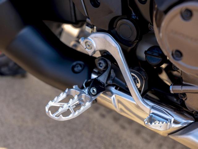 画像2: 半クラッチが使えないDCT車は、リアブレーキの使い方が重要になる