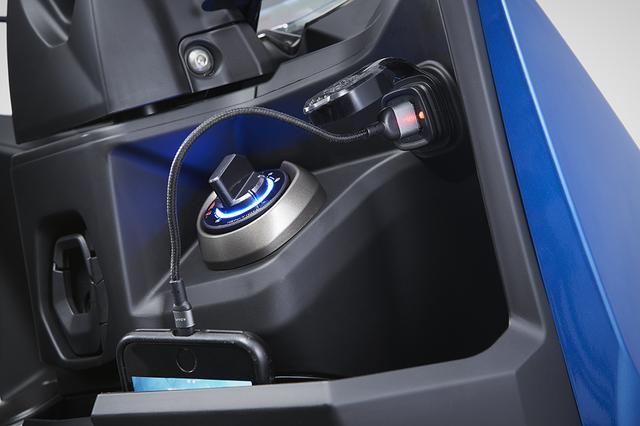 画像8: フラッグシップモデル「AK550」譲りのスイングアーム構造も採用