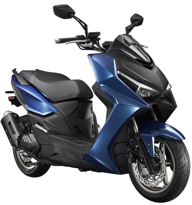 画像: KYMCO KRV 総排気量:175.1cc エンジン形式:水冷4ストSOHC4バルブ単気筒 シート高:795mm 車両重量:133.5kg