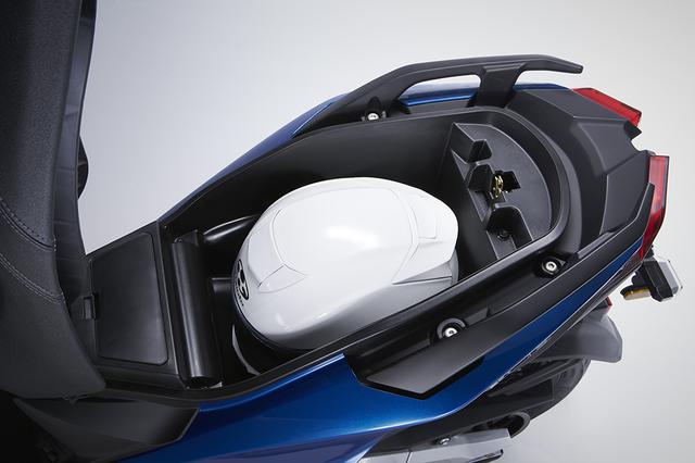 画像9: フラッグシップモデル「AK550」譲りのスイングアーム構造も採用