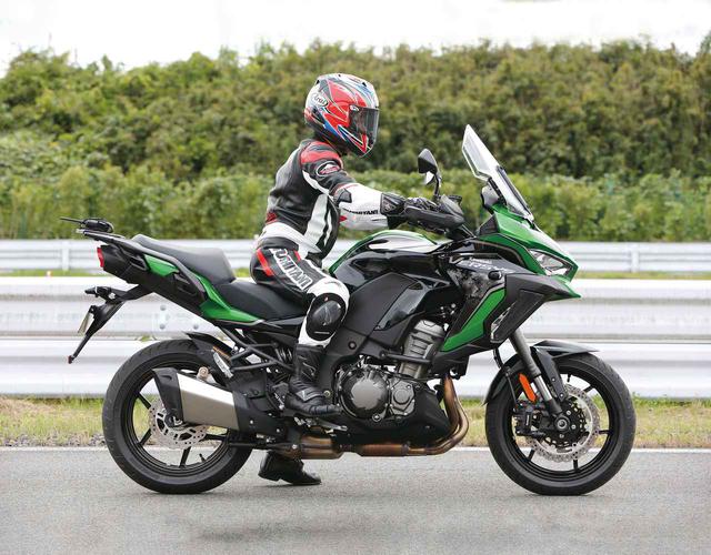 画像1: カワサキ「ヴェルシス1000SE」ライディングポジション・足つき性
