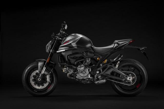 画像1: 【2021速報】ドゥカティが新型「モンスター」を発表! 軽量フレームに排気量937ccのVツインエンジンを搭載