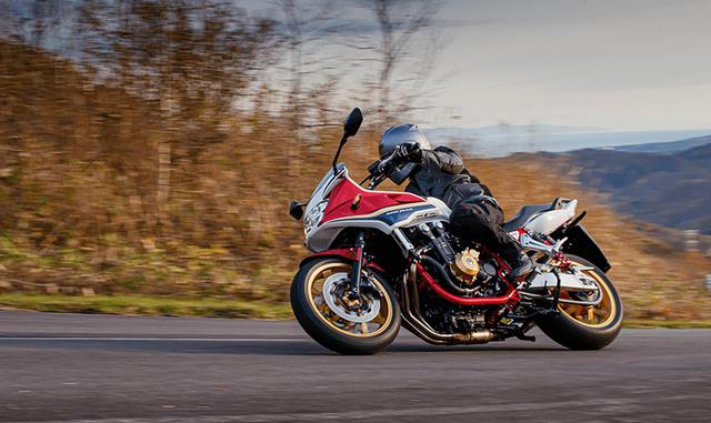 画像: ホンダ 新型 CB1300 SUPER BOL D’OR