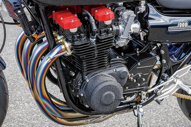 画像: エンジンはピスタルレーシング製鍛造ピストン+超々ターカロイ鋳鉄スリーブによる1135cc/ステージ1カムシャフト仕様で、クランクシャフト/シリンダーヘッドはZ1000Jパーツにコンバートと、J系ベースで強化した“安全なハイスペック”仕様となっている。これら内燃機加工はすべてブルドックが自社で行う。