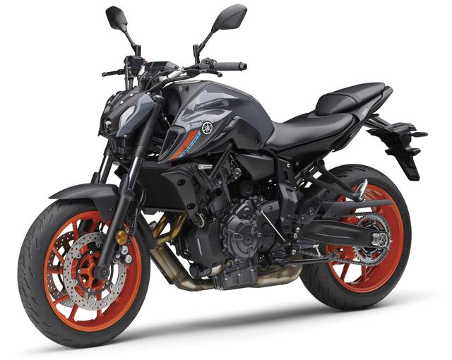 画像: ヤマハ新型「MT-07 ABS」 総排気量:689cc エンジン形式:水冷4ストDOHC4バルブ並列2気筒 シート高:805mm 車両重量:184kg ※写真・スペックは欧州仕様車 国内での発売予定時期は2021年春以降
