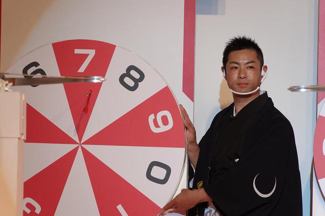 画像: 「7」を射抜いた高橋選手。