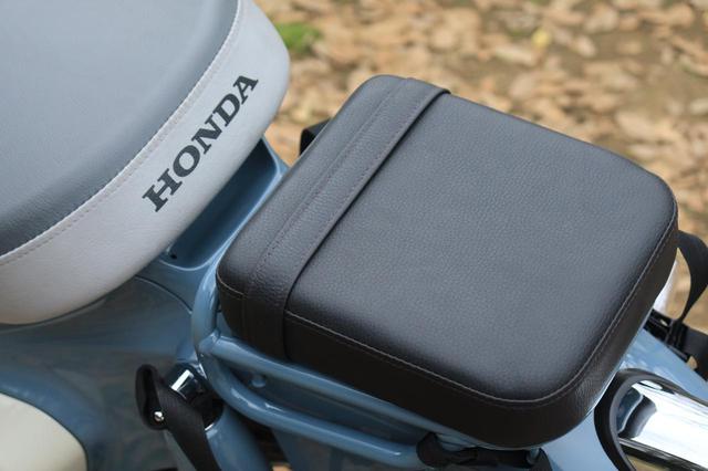 画像: スーパーカブC125の積載性
