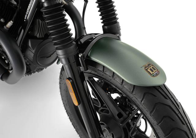 画像2: 初代モデル由来の伝統的カラーを採用