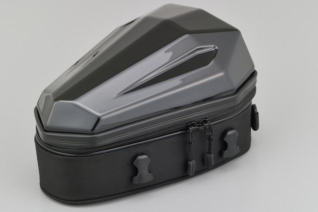 画像1: フルカウルスポーツバイクに似合うシートバッグ! 日帰りツーリングに役立つヘンリービギンズの新型「シェルシートバッグ」