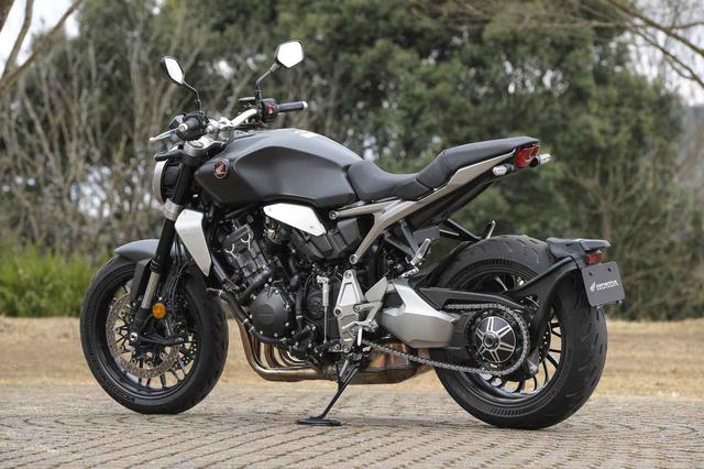 画像5: ホンダが新型「CB1000R」を発売! 初のモデルチェンジで各部のデザインを変更、スマホとのBluetooth接続も可能に【2021速報】