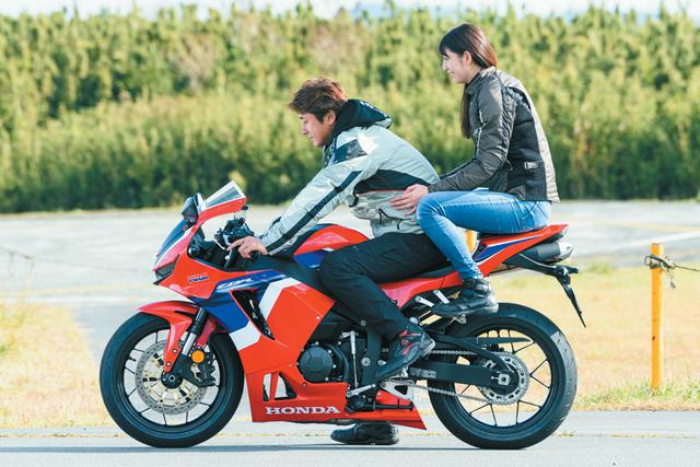 画像2: ホンダ「CBR600RR」足つき性・ライディングポジション