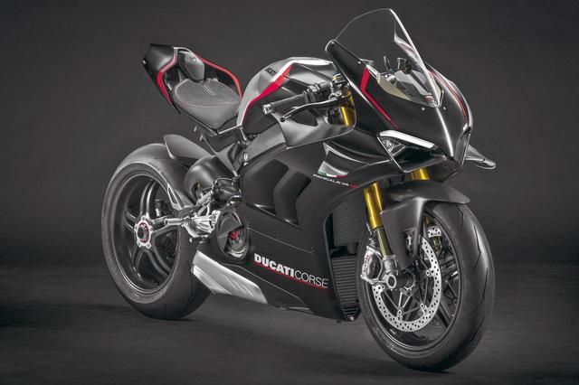 画像: DUCATI PANIGALE V4 SP 総排気量:1103cc エンジン形式:水冷4ストDOHC4バルブV型4気筒 シート高:835mm 車両重量:194kg メーカー希望小売価格:税込449万円