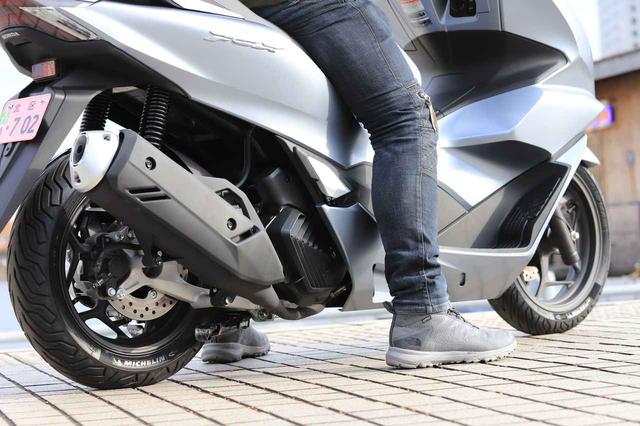画像: ADV150に比べるとPCXシリーズはだいぶ安心感がありますよ。