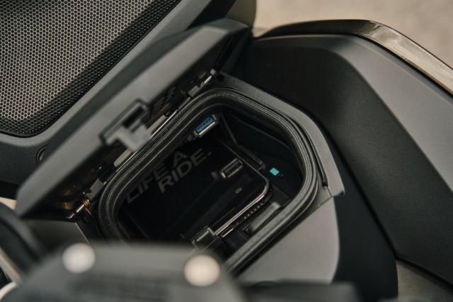 画像7: BMW「R 1250 RT」(2021年モデル)車両概要